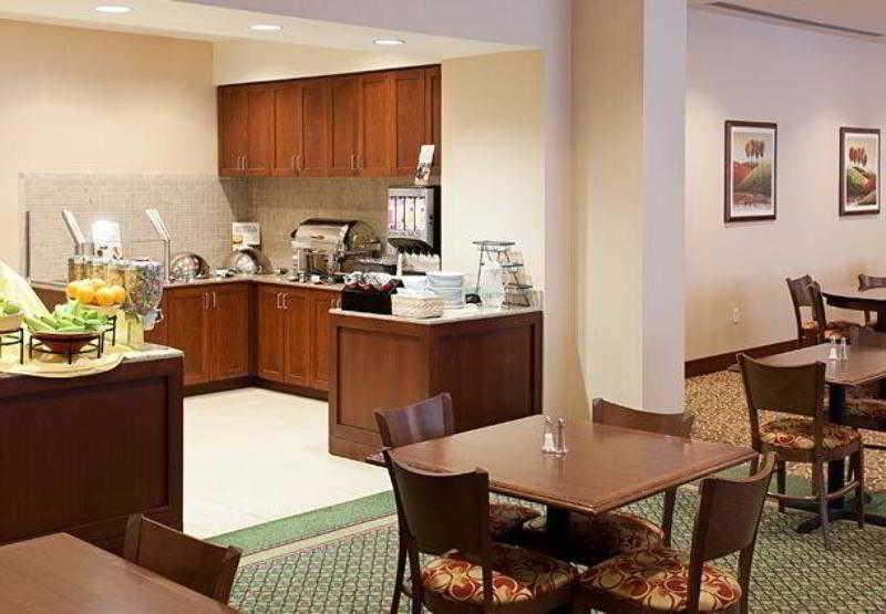 Residence Inn Houston West Energy Corridor Restaurant billede